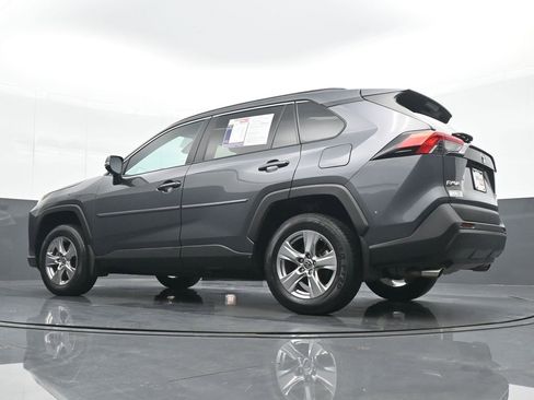Used 2022 Toyota RAV4 XLE w/ Convenience Package image 19