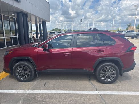 Used 2024 Toyota RAV4 XLE Premium AWD/4WD image 2