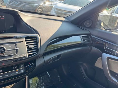 Used 2016 Honda Accord LX-S image 16