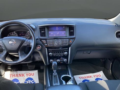 Used 2020 Nissan Pathfinder SV AWD/4WD image 11