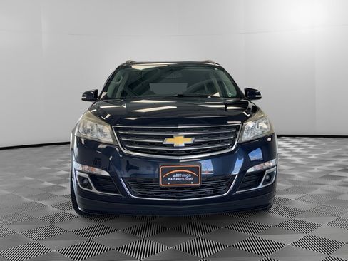 Used 2015 Chevrolet Traverse LT image 3
