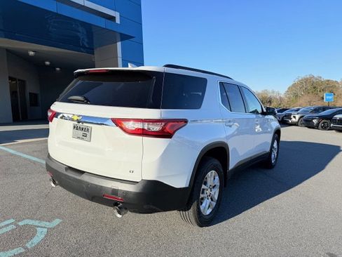 Used 2020 Chevrolet Traverse LT image 6