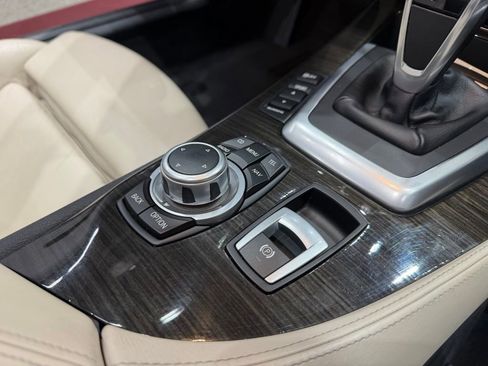 Used 2010 BMW Z4 sDrive35i image 46