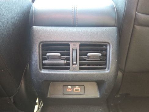 Used 2020 Nissan Altima 2.0 Platinum FWD image 16