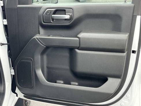 Used 2025 Chevrolet Silverado 1500 Custom Trail Boss AWD/4WD image 19