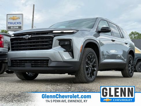 New 2026 Chevrolet Traverse LT w/ Midnight/Sport Edition AWD/4WD image 1