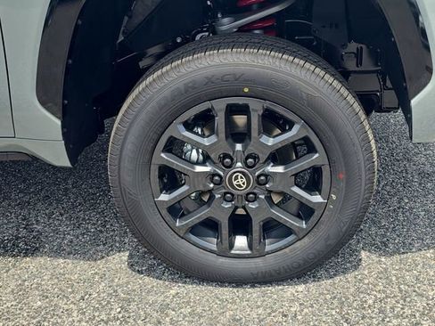 New 2026 Toyota Tundra Platinum AWD/4WD image 11