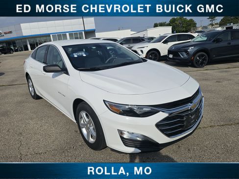 Certified 2022 Chevrolet Malibu LS FWD image 1