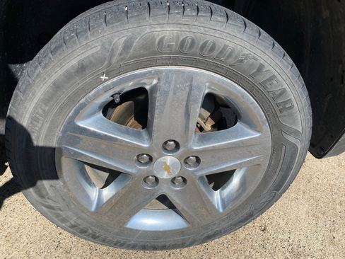 Used 2015 Chevrolet Equinox LTZ image 24