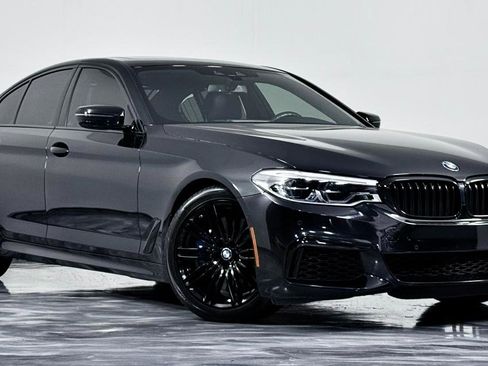 Used 2019 BMW M550i xDrive w/ Dynamic Handling Package AWD/4WD image 2