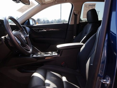 Used 2023 Buick Envision Essence image 24