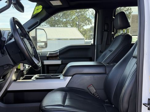 Used 2022 Ford F250 Lariat w/ Tremor Off-Road Package image 19