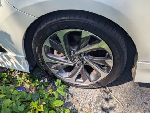 Used 2018 Toyota Corolla iM w/ All-Weather Mat Package FWD image 9