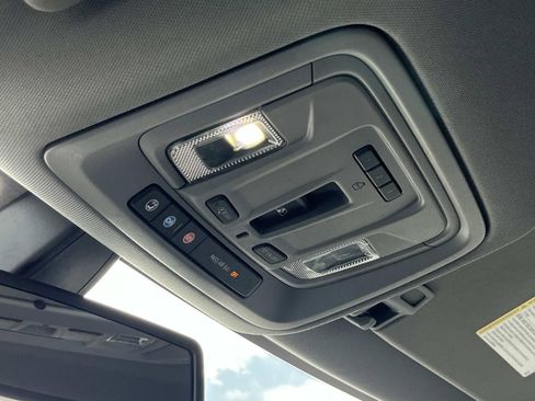 Used 2019 GMC Sierra 1500 SLT w/ SLT Premium Package image 34