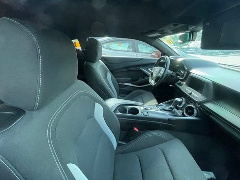 Used 2023 Chevrolet Camaro LT RWD image 9