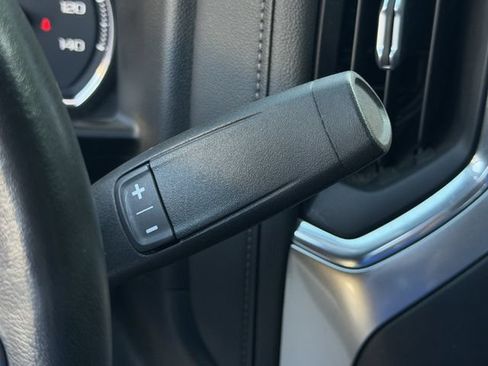 Used 2021 Chevrolet Silverado 1500 LT AWD/4WD image 25