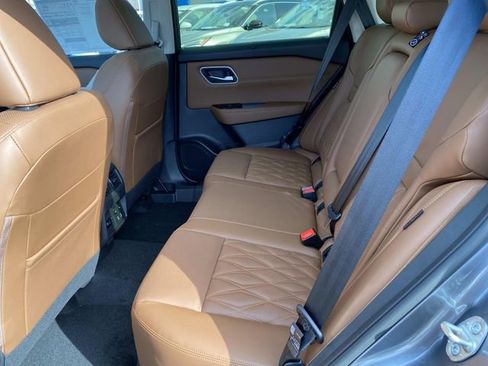 New 2026 Nissan Rogue Platinum w/ Platinum Premium Package AWD/4WD image 7