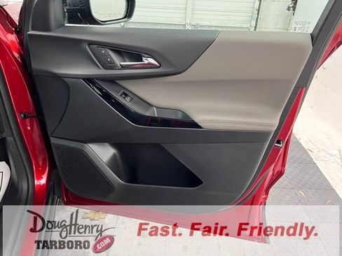 New 2026 Chevrolet Equinox LT w/ Convenience Package II image 39