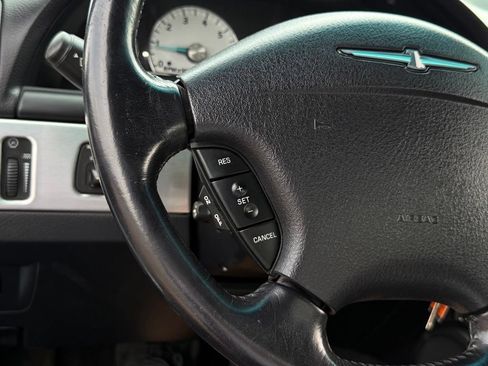 Used 2003 Ford Thunderbird RWD image 13
