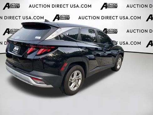 Used 2025 Hyundai Tucson SE FWD image 19