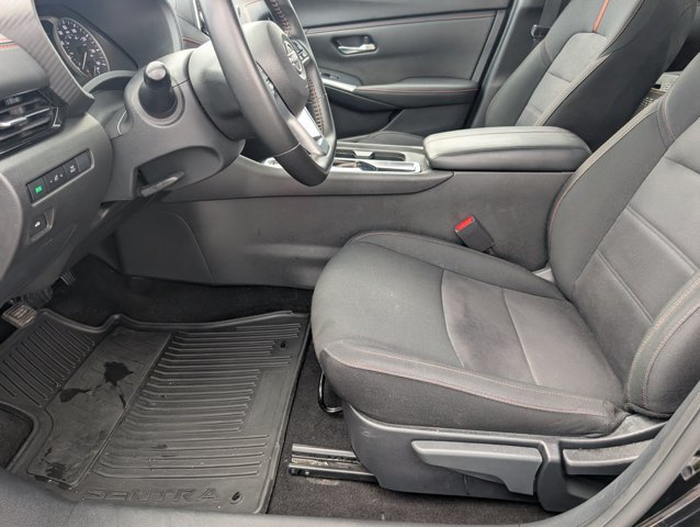 Used 2025 Nissan Sentra SR FWD image 14