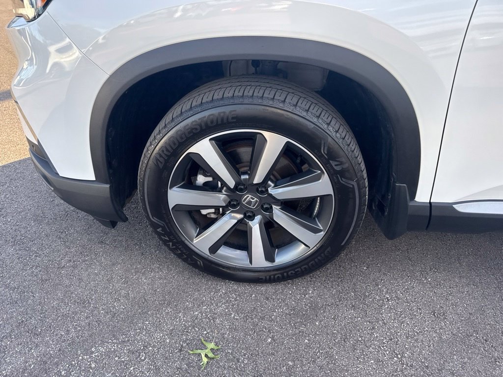 Used 2024 Honda Pilot Touring image 16