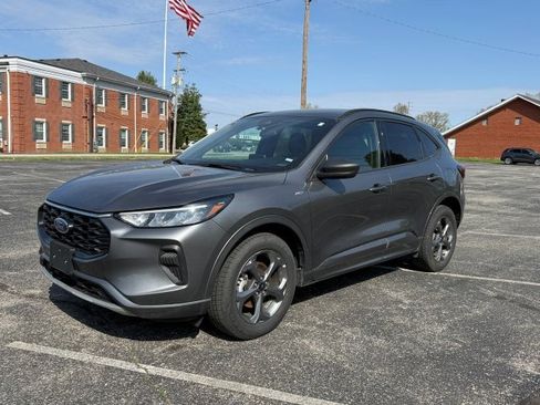 Used 2023 Ford Escape ST-Line image 4
