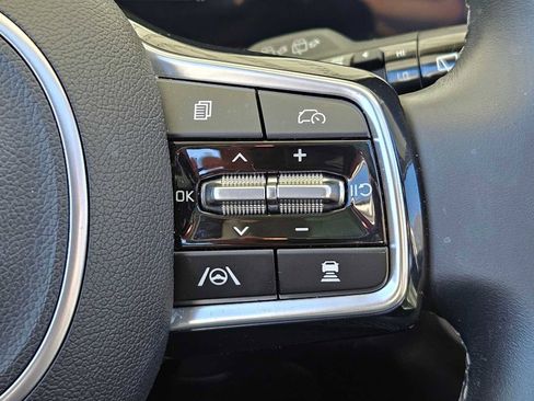 Certified 2024 Kia Sorento X-Line EX image 20