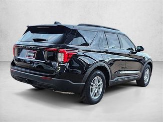 New 2026 Ford Explorer Active RWD video 2