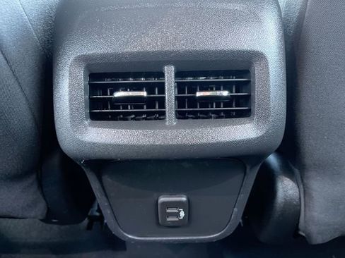 Certified 2020 Chevrolet Equinox LT image 21