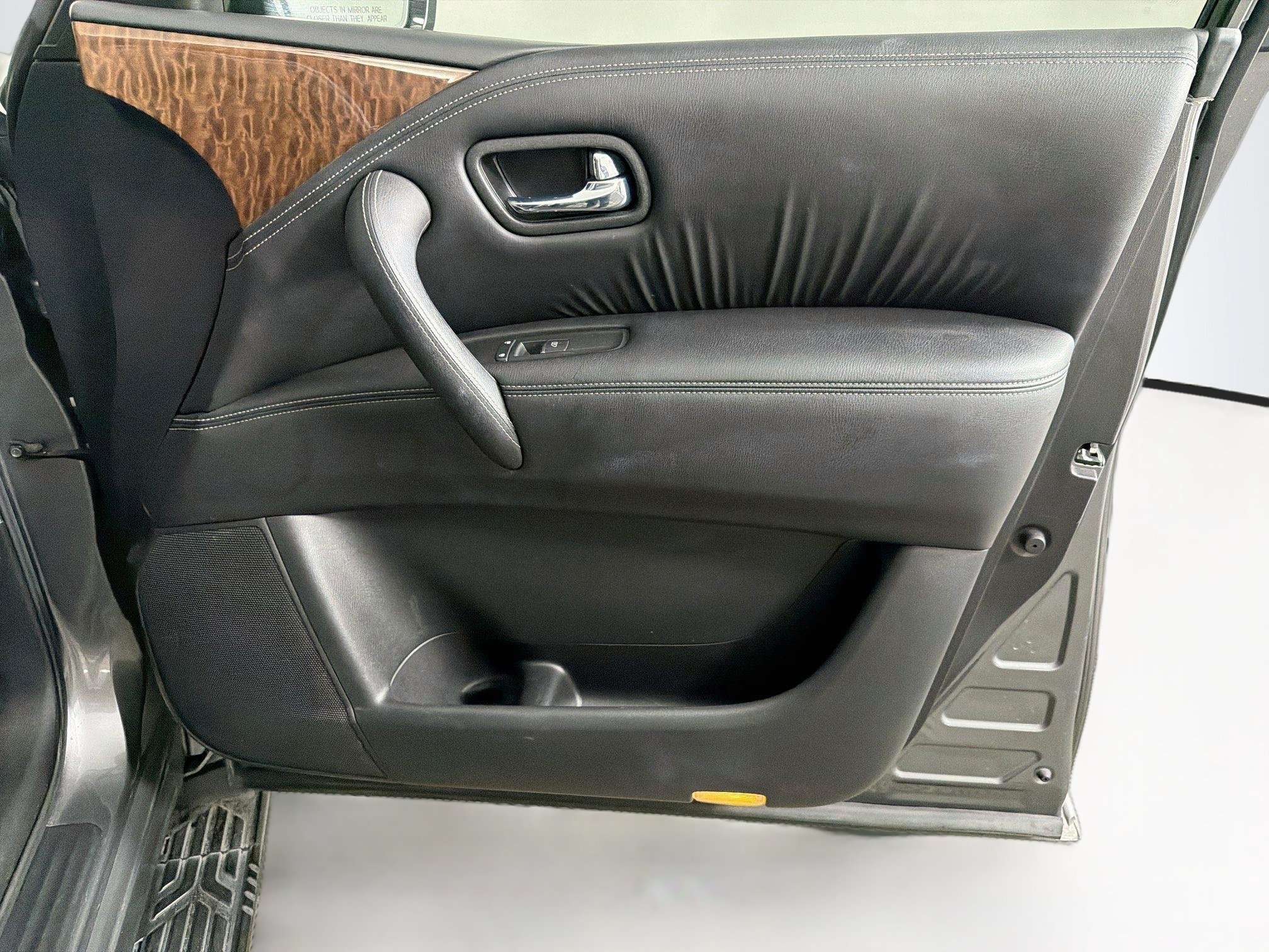 Used 2019 Nissan Armada SL w/ Premium Package RWD image 36