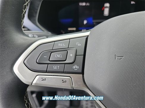 Used 2022 Volkswagen Taos SE image 18