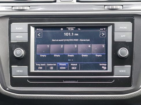Used 2024 Volkswagen Tiguan S AWD/4WD image 16