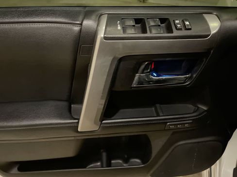 Used 2021 Toyota 4Runner Limited image 13