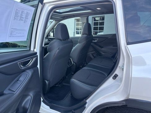 Certified 2022 Subaru Forester Premium AWD/4WD image 34