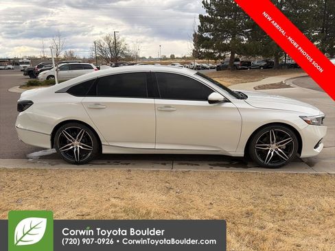 Used 2021 Honda Accord Touring image 8