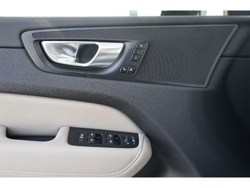 New 2026 Volvo XC60 B5 Plus w/ Climate Package PRO image 10