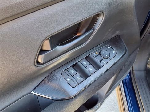 New 2026 Nissan Kicks S image 13