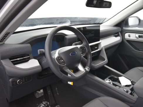 New 2026 Ford Explorer Active w/ Active Comfort Package image 9