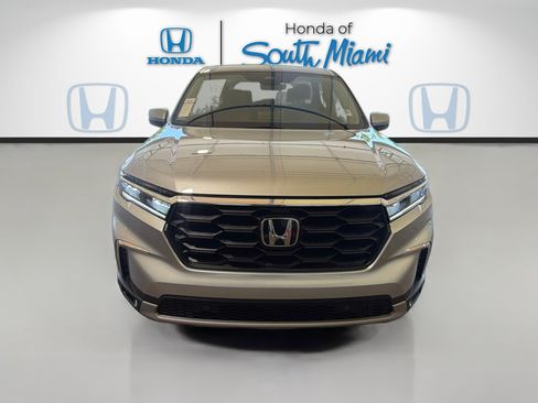 Certified 2025 Honda Pilot EX-L image 2