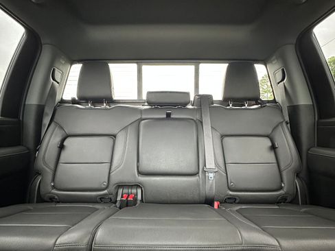 Used 2022 GMC Sierra 2500 SLT w/ SLT Convenience Package AWD/4WD image 23
