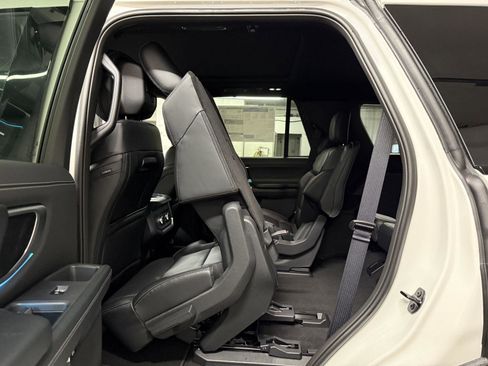 New 2026 Ford Expedition Platinum w/ Platinum Ultimate Package image 21