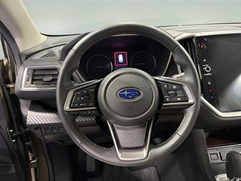 Used 2025 Subaru Ascent Premium image 16