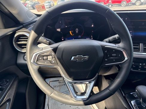 Used 2026 Chevrolet Trax ACTIV FWD image 18