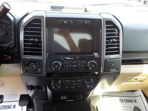 Used 2018 Ford F150 XLT w/ Equipment Group 302A Luxury AWD/4WD image 15