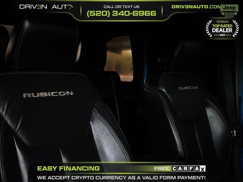 Used 2015 Jeep Wrangler Unlimited Rubicon w/ Connectivity Group image 8