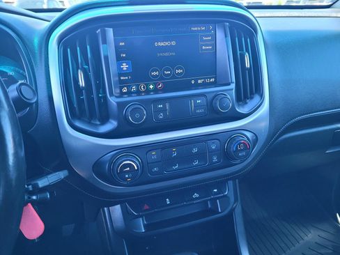 Used 2020 GMC Canyon SLE w/ Elevation Edition RWD image 27
