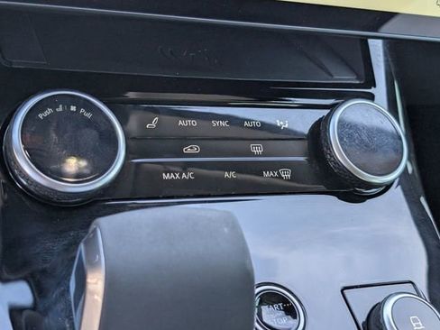 Used 2023 Land Rover Range Rover Sport SE Dynamic AWD/4WD image 15