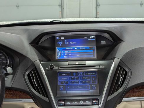Used 2017 Acura MDX SH-AWD w/ Technology Package image 18