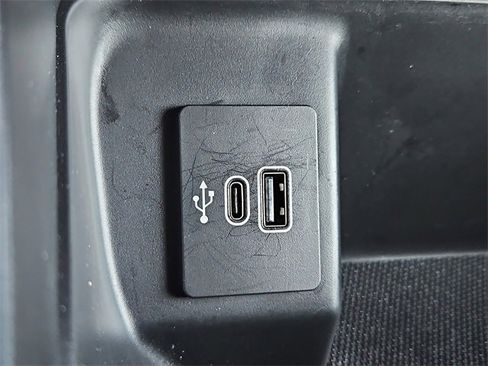 Used 2025 Ford F150 STX w/ Equipment Group 200A image 21